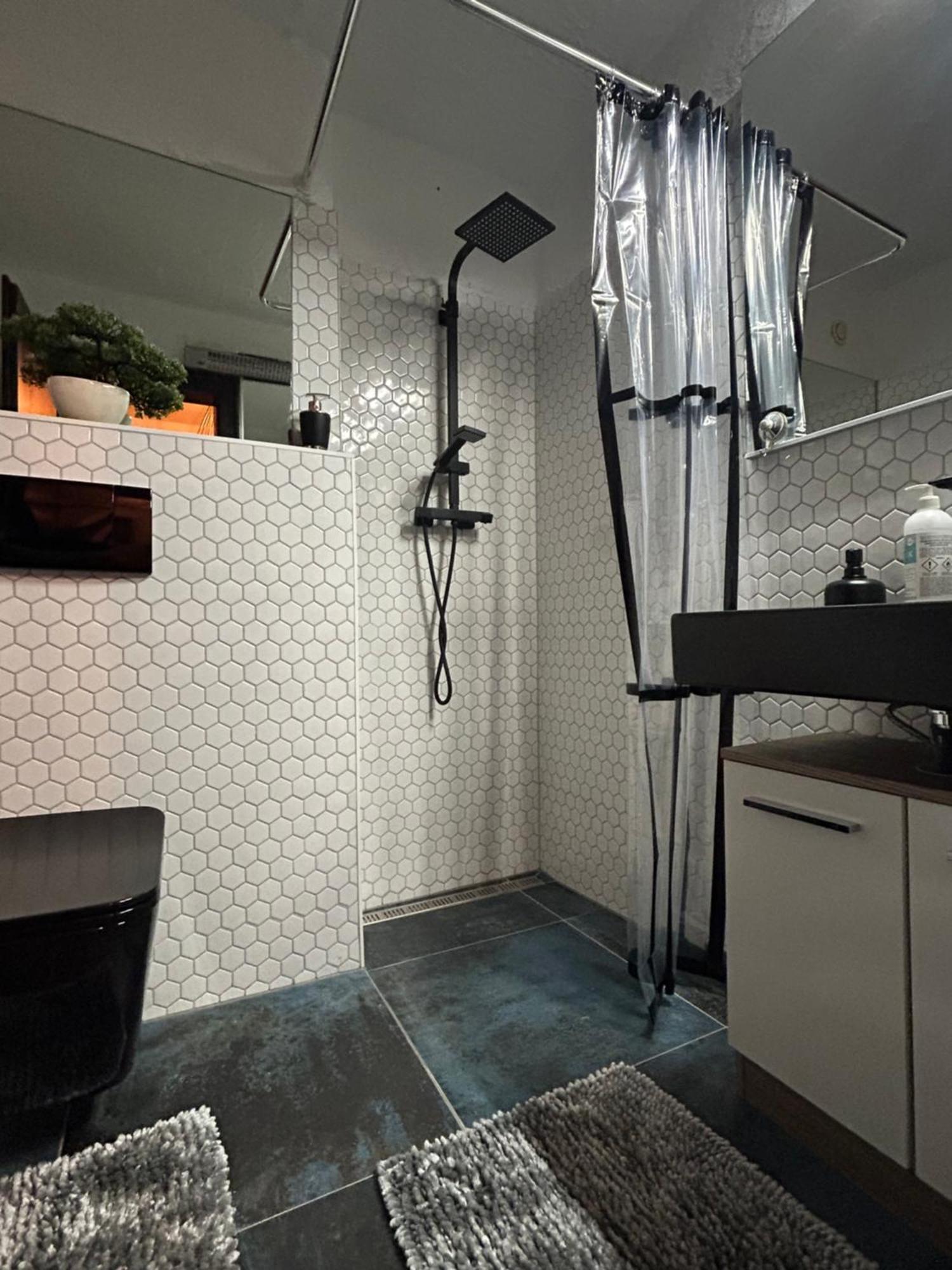 Andys Bergblick Apartment Лойташ Екстериор снимка